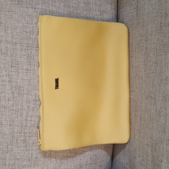 Triangl Swim Yellow Zip Pouch•Used•11.5"x8.5" - Picture 2 of 6